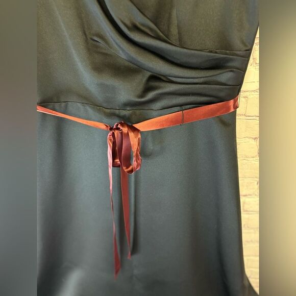 VINTAGE Erica Michelle Ltd Sleeveless Black Satin Midi A-line Formal Dress 10 - Picture 2 of 9